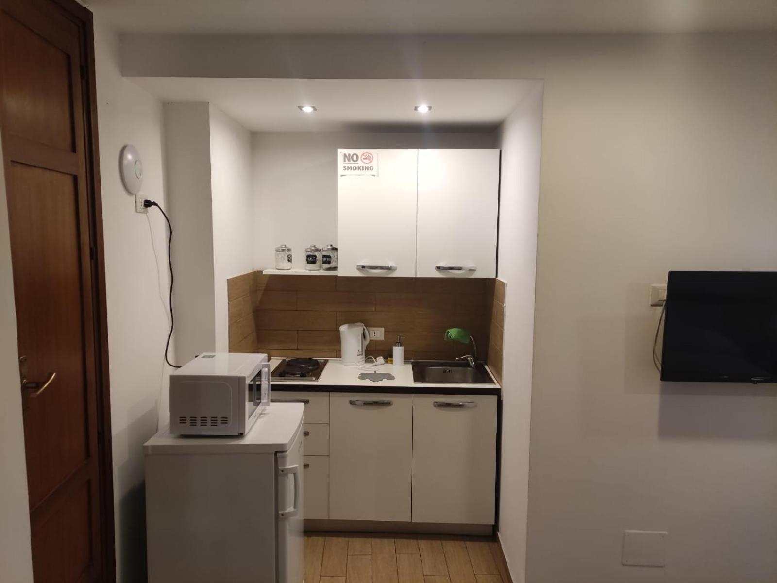 Cortile Antico Aparthotel Трапани Екстериор снимка
